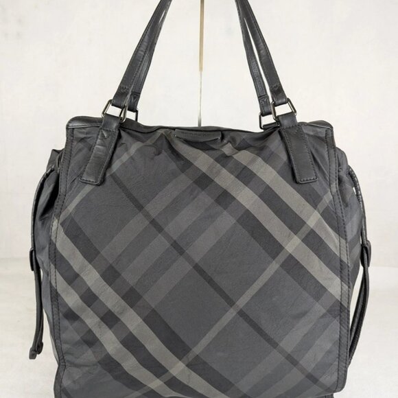 Auth BURBERRY Black/Gray Supernova Check Nylon Buckleigh Tote Bag - Picture 1 of 12